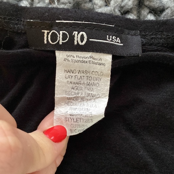 Top 10 Black Off The Shoulder Ruched Side Top - Picture 3 of 3